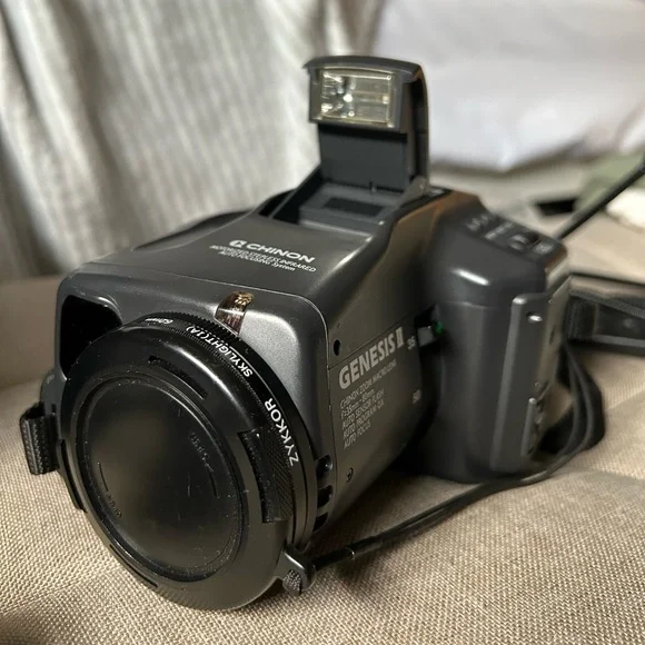CHINON Genesis II film camera WITH ATTACHMENTS AND BATTERY
